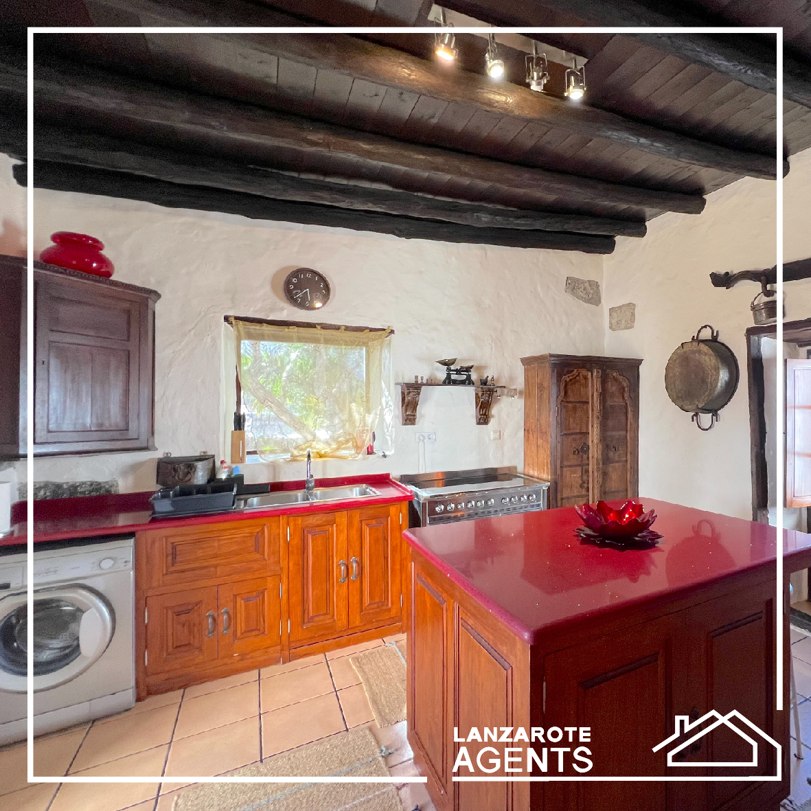 Lanzarote agents - Linea grafica-90