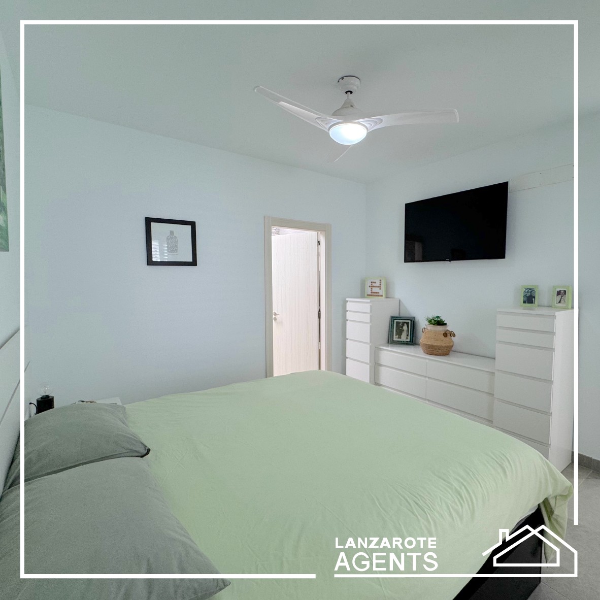 Lanzarote agents - Linea grafica-38